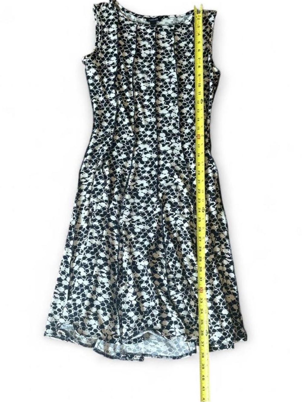 FOREVER 21 Vintage Black, White Abstract Sleeveless A-Line Dress Small petite - Picture 7 of 7